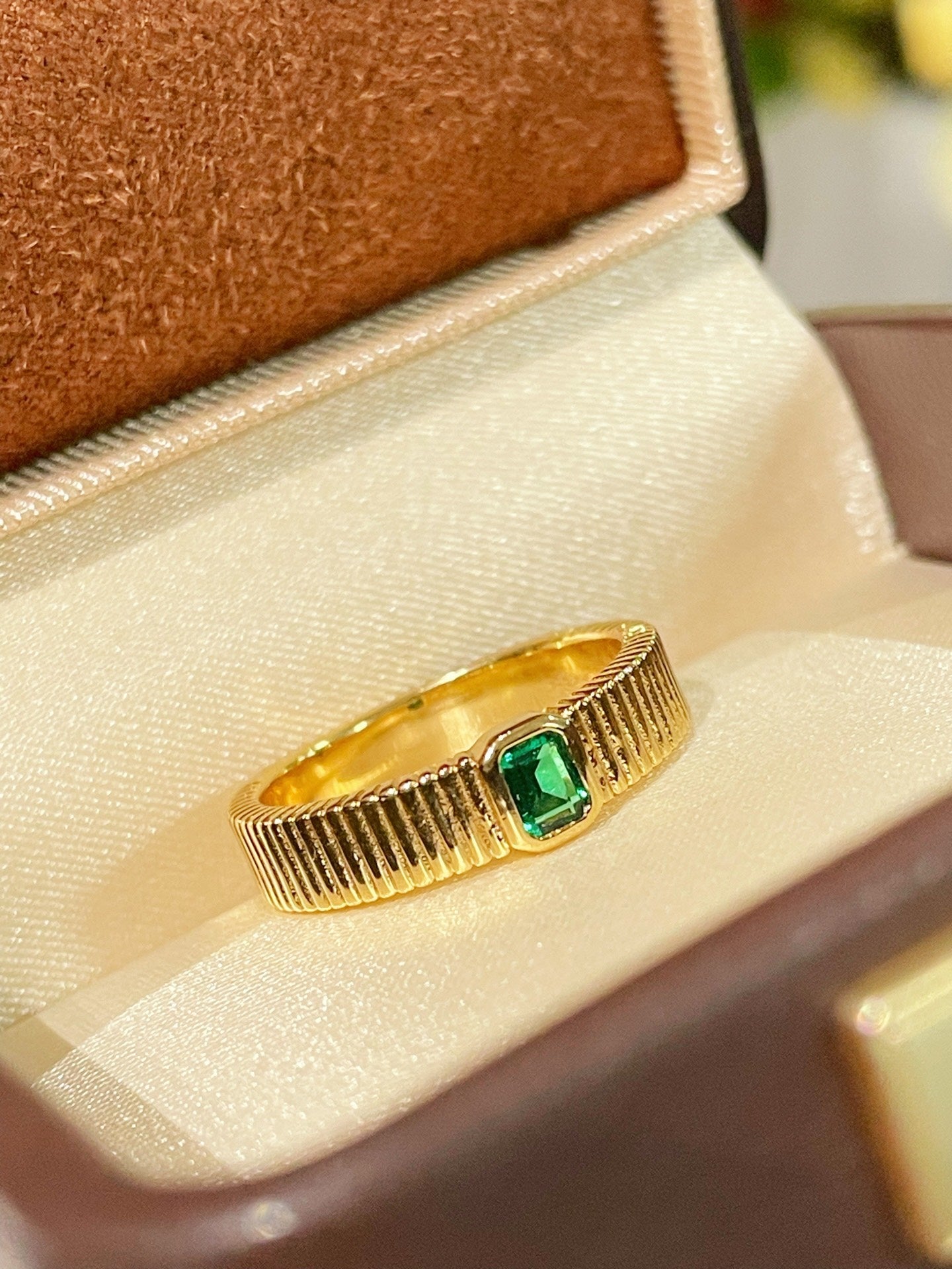 Minimalist T - Square Emerald Ring No - Prong Setting - floysun