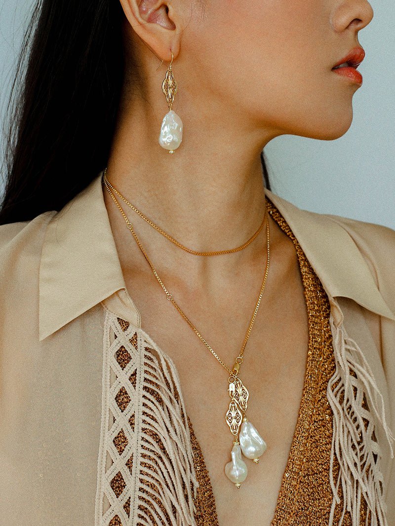 Natural Baroque Pearl Carved Hollow Flower Necklace - floysun