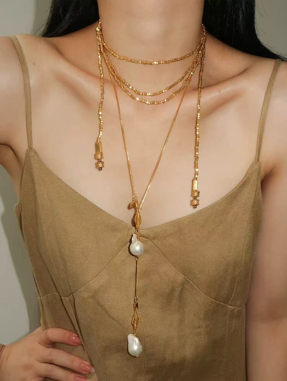 Natural Baroque Pearl Carved Hollow Flower Necklace - floysun
