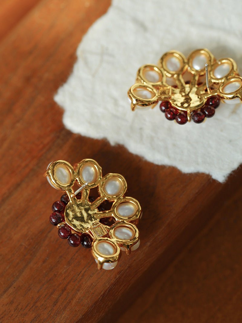 Natural Baroque Pearl Red Garnet Retro Earrings - floysun