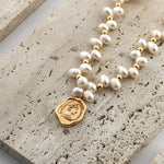 Natural Pearl Queen Engraved Pendants Necklaces - floysun