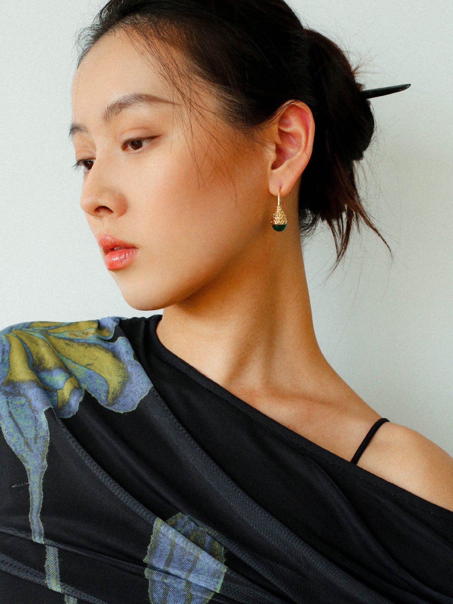 Niche Drop - shaped Agate Texture Ear Hook Earrings - floysun