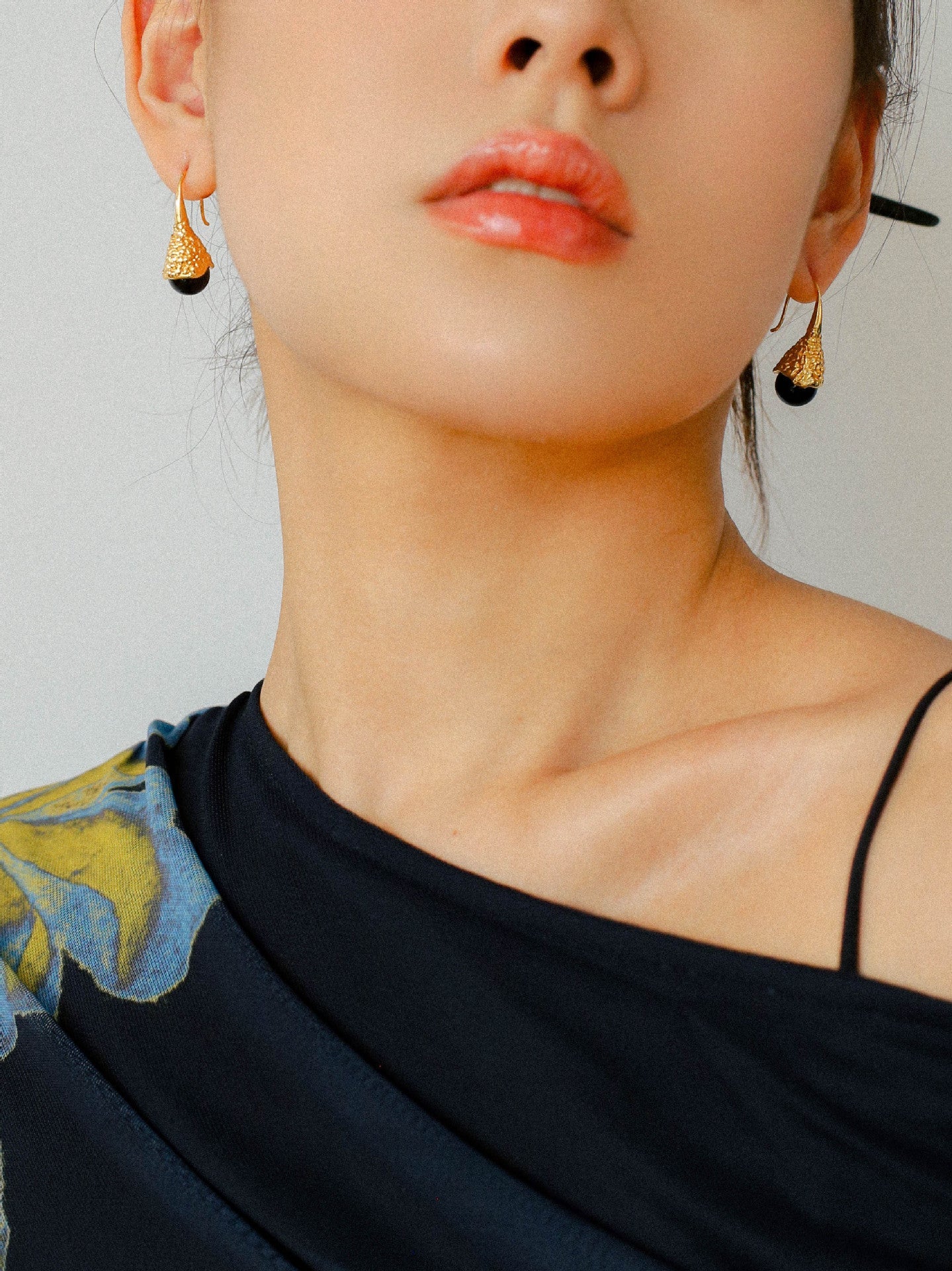 Niche Drop - shaped Agate Texture Ear Hook Earrings - floysun