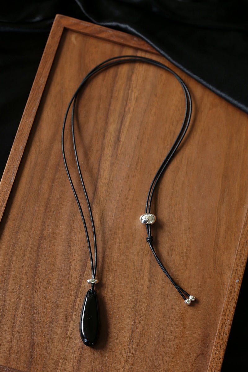 Noir Drop – Adjustable Black Onyx Teardrop Necklace - floysun