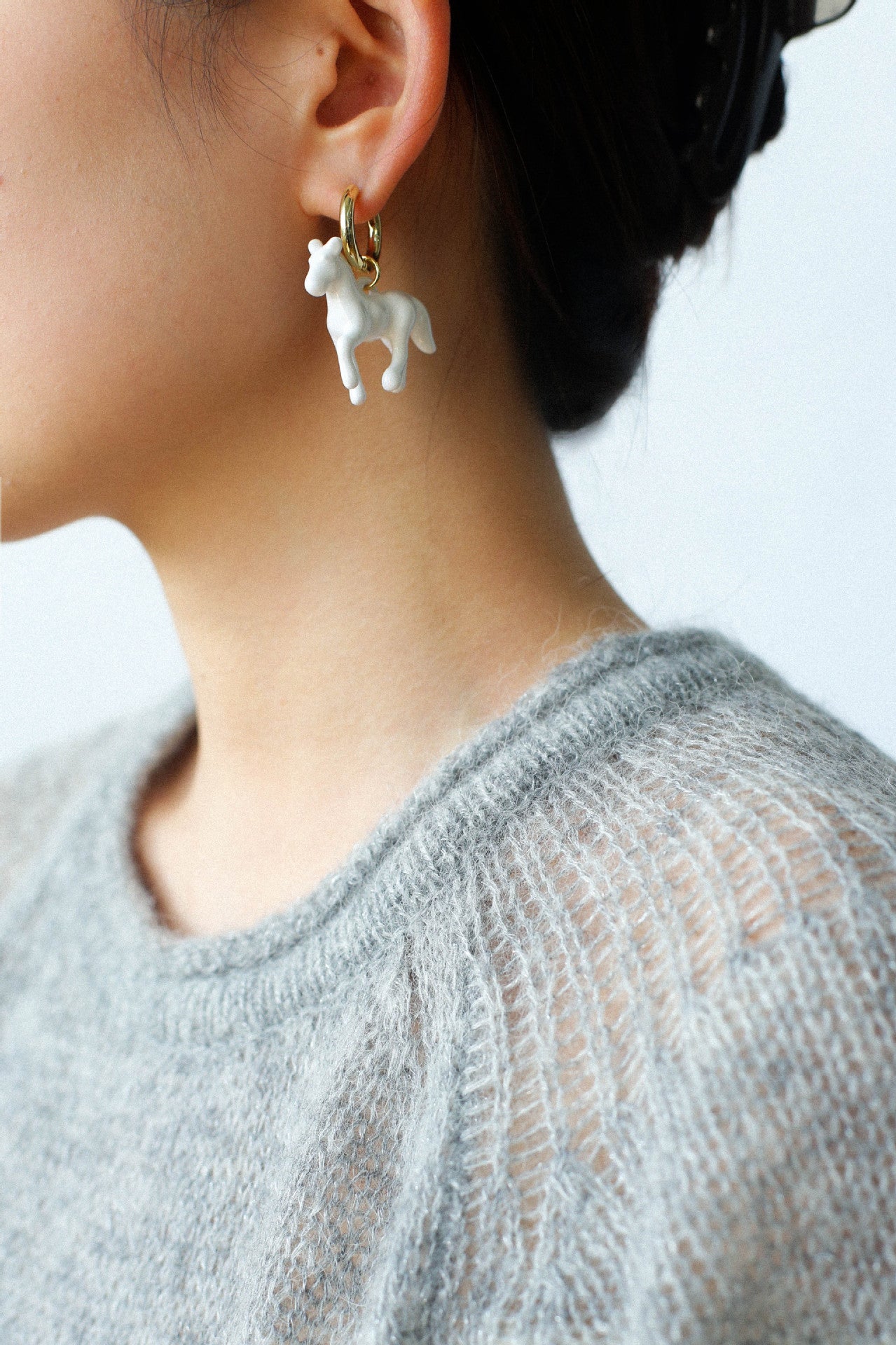 Nomadic Horse Enamel Drop Earrings – 3D Horse Design - floysun