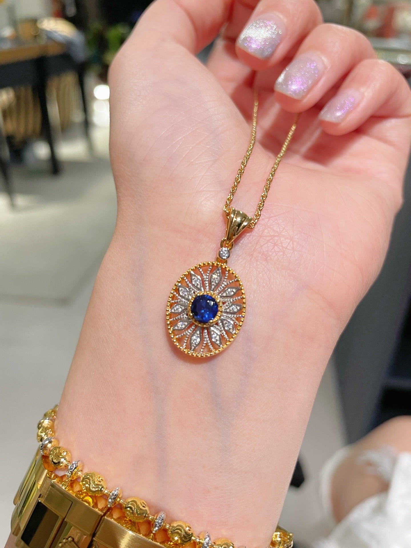Oval Hollow Silver Petal Wrapped Sapphire Pendant Necklace - floysun