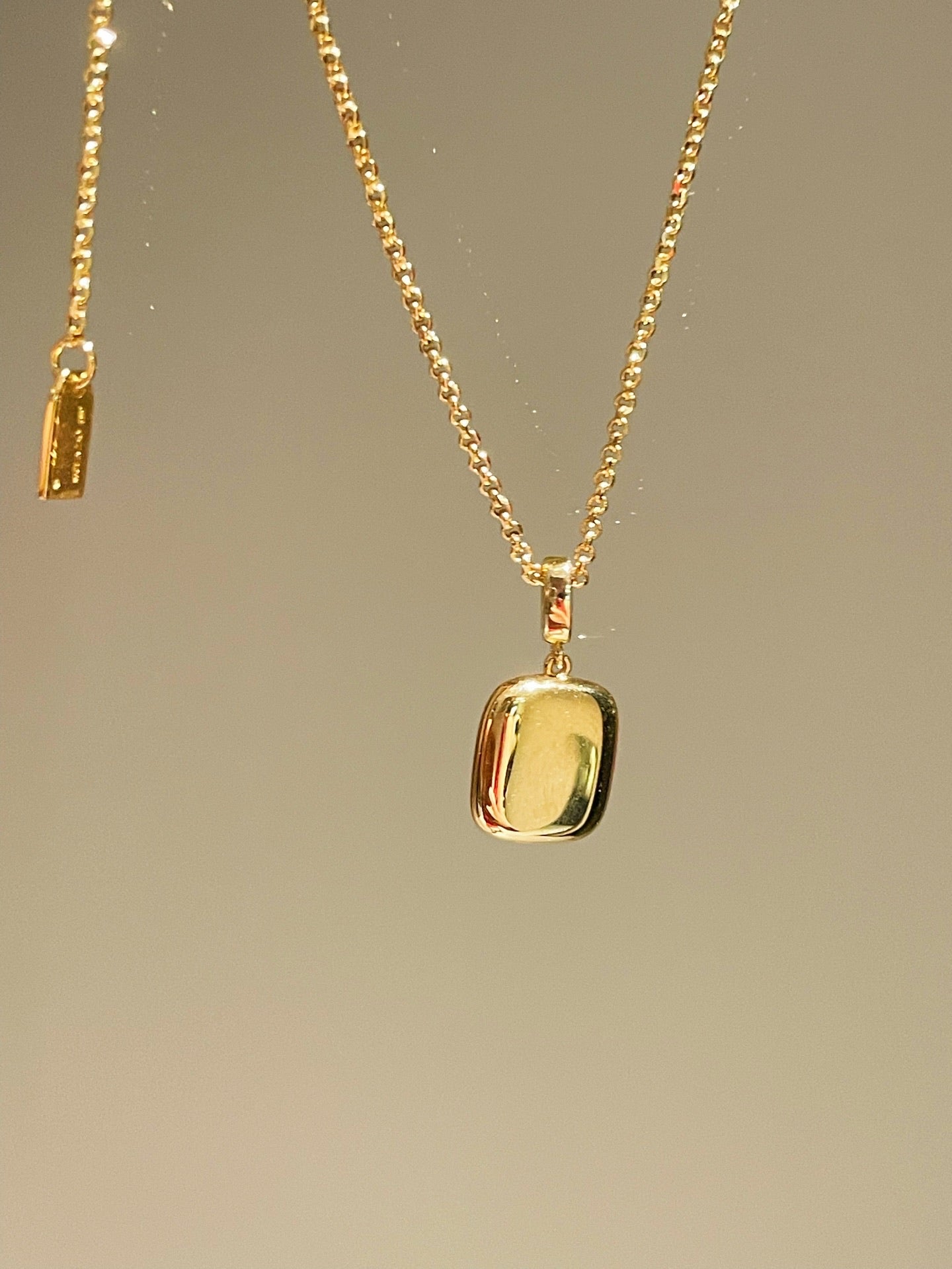Petite Ruby Square Pendant Necklace - floysun
