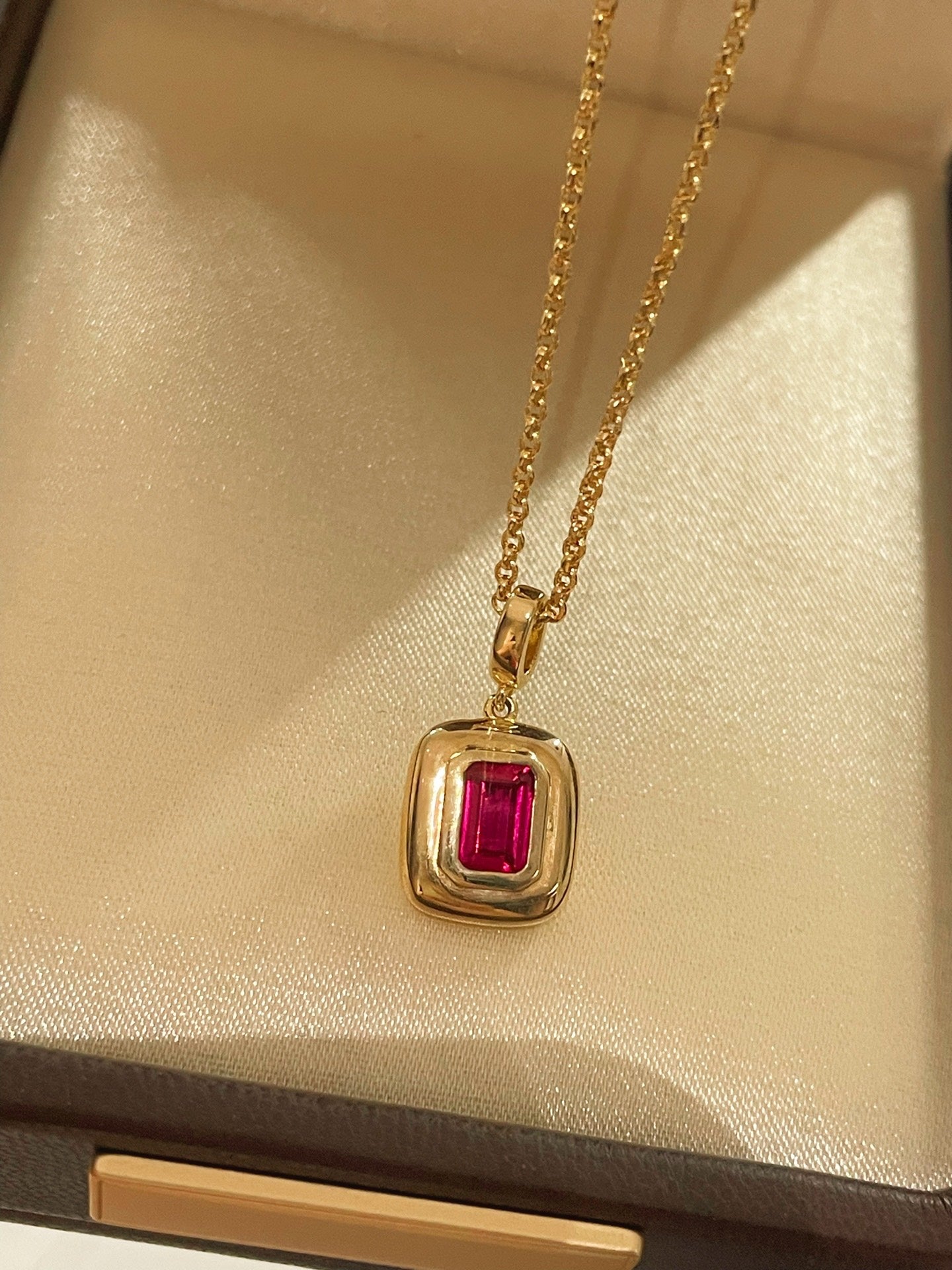 Petite Ruby Square Pendant Necklace - floysun