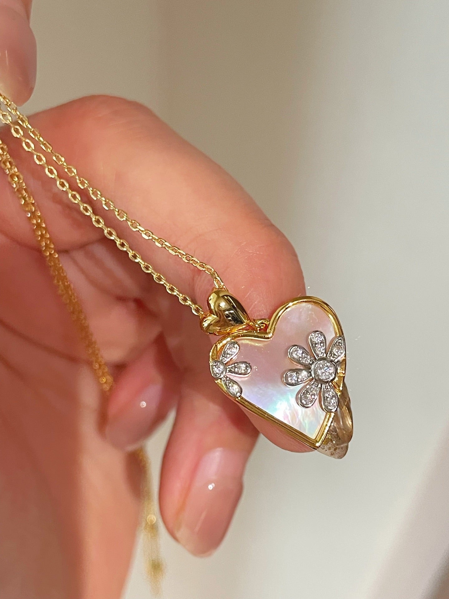 Pink Mother of Pearl Heart Necklace with Daisy CZ Detail - floysun