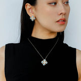 Retro Turquoise Clover Pearl Pendant Necklace - floysun