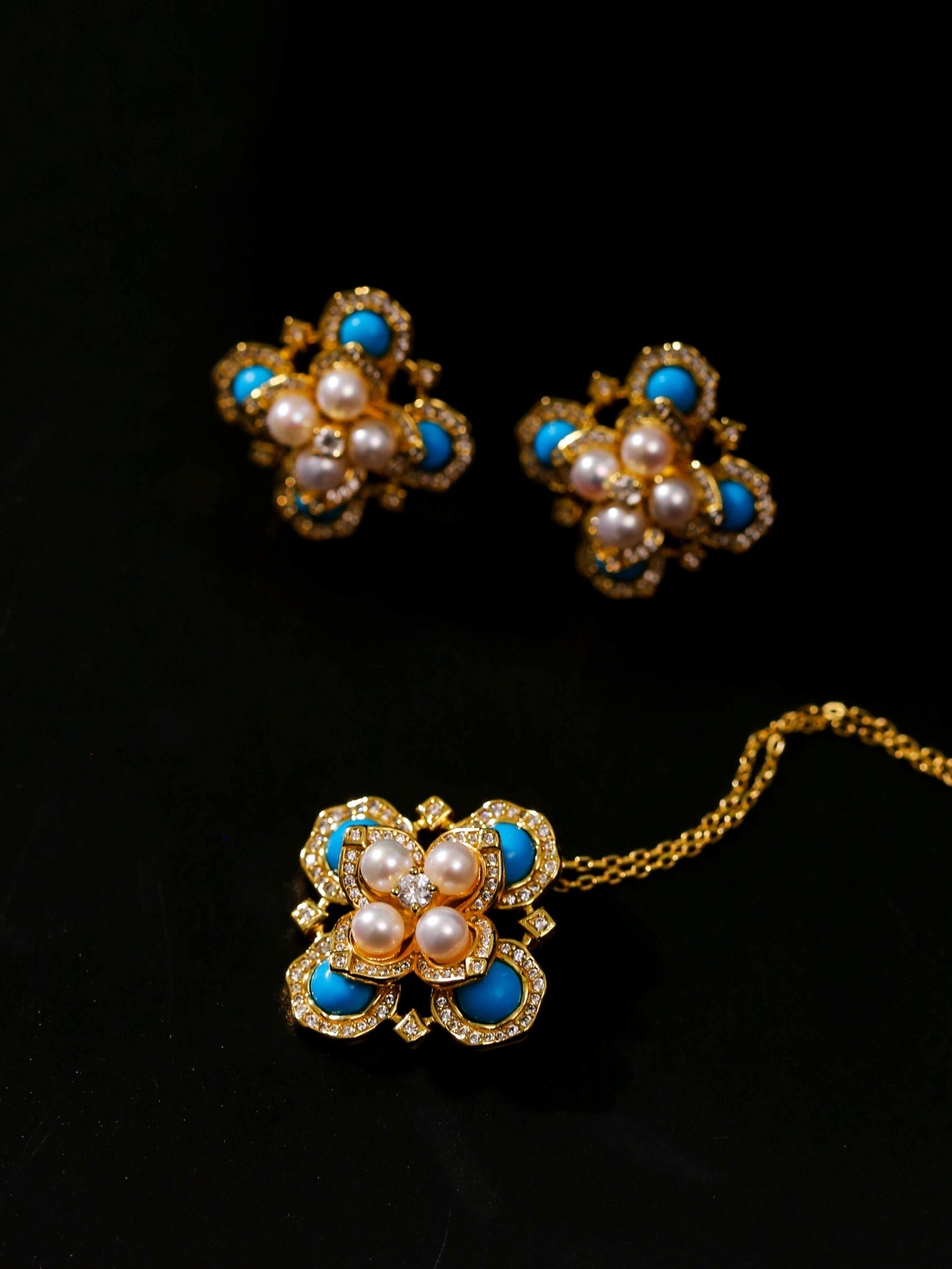 Retro Turquoise Clover Pearl Pendant Necklace - floysun