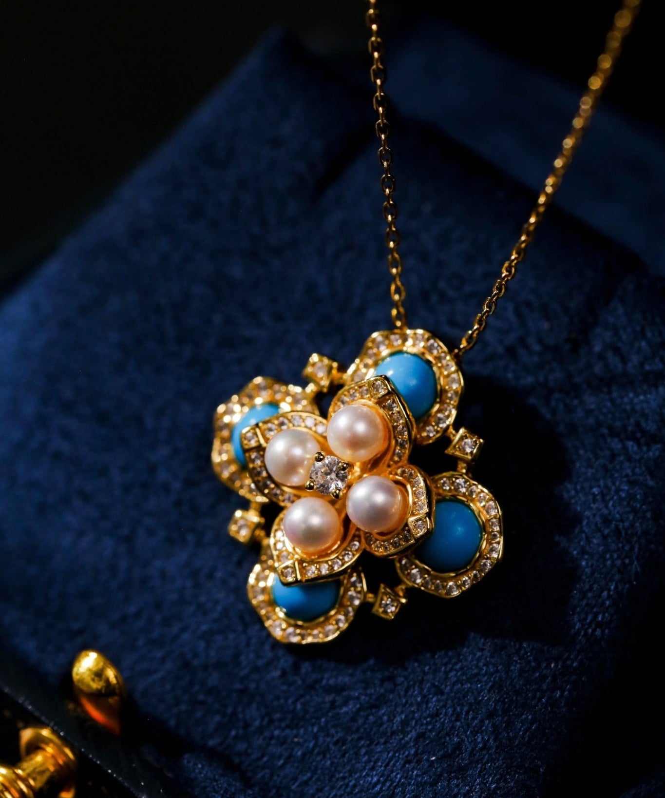 Retro Turquoise Clover Pearl Pendant Necklace - floysun