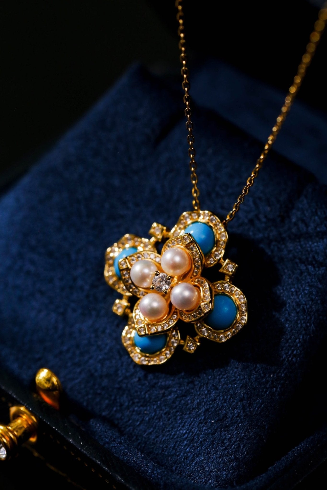 Retro Turquoise Clover Pearl Pendant Necklace - floysun