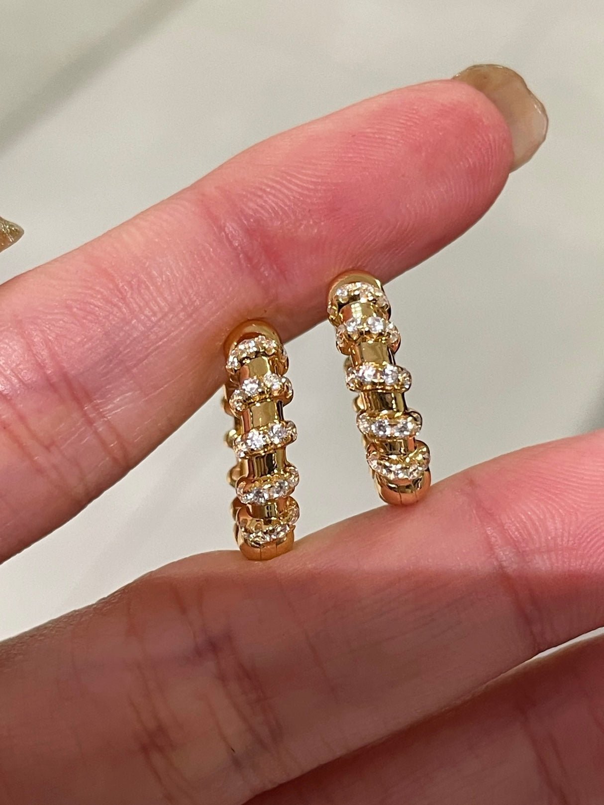 Reversible Huggie Earrings – Pave Diamond & Polished Finish - floysun