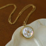 Round White Shell and Pearl Pendant Necklace - floysun