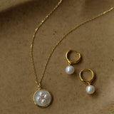 Round White Shell and Pearl Pendant Necklace - floysun