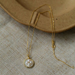 Round White Shell and Pearl Pendant Necklace - floysun