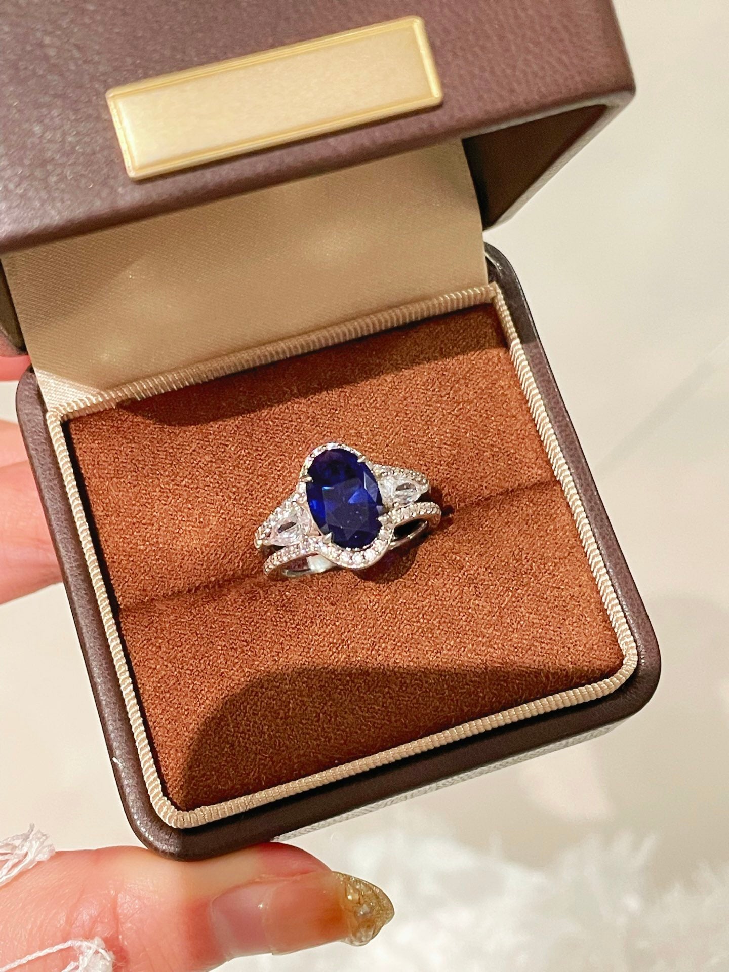 Royal Blue Sapphire Cabochon Diamond Ring - floysun
