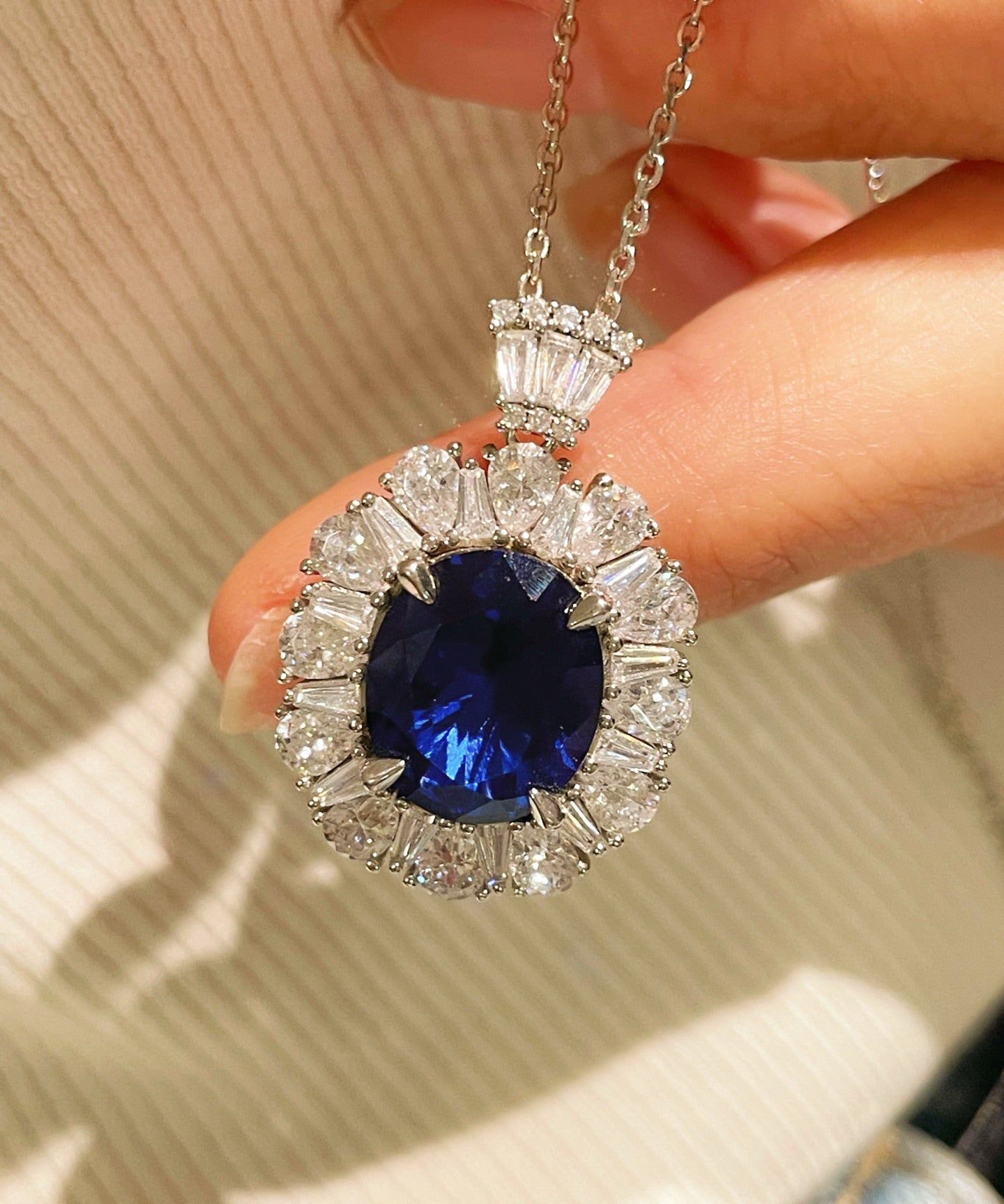 Royal Blue Sapphire Fan Necklace - floysun