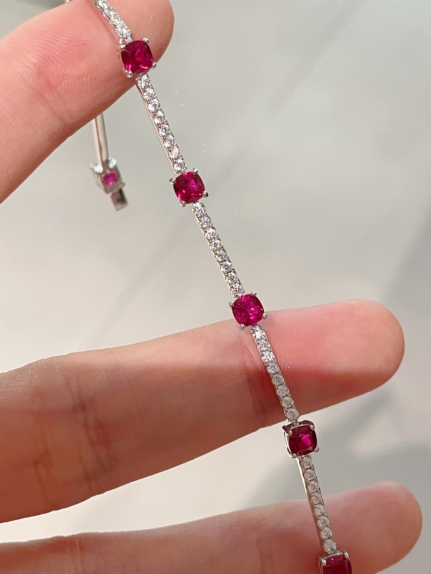 Ruby T - Bar & Diamond Accent Bracelet - floysun