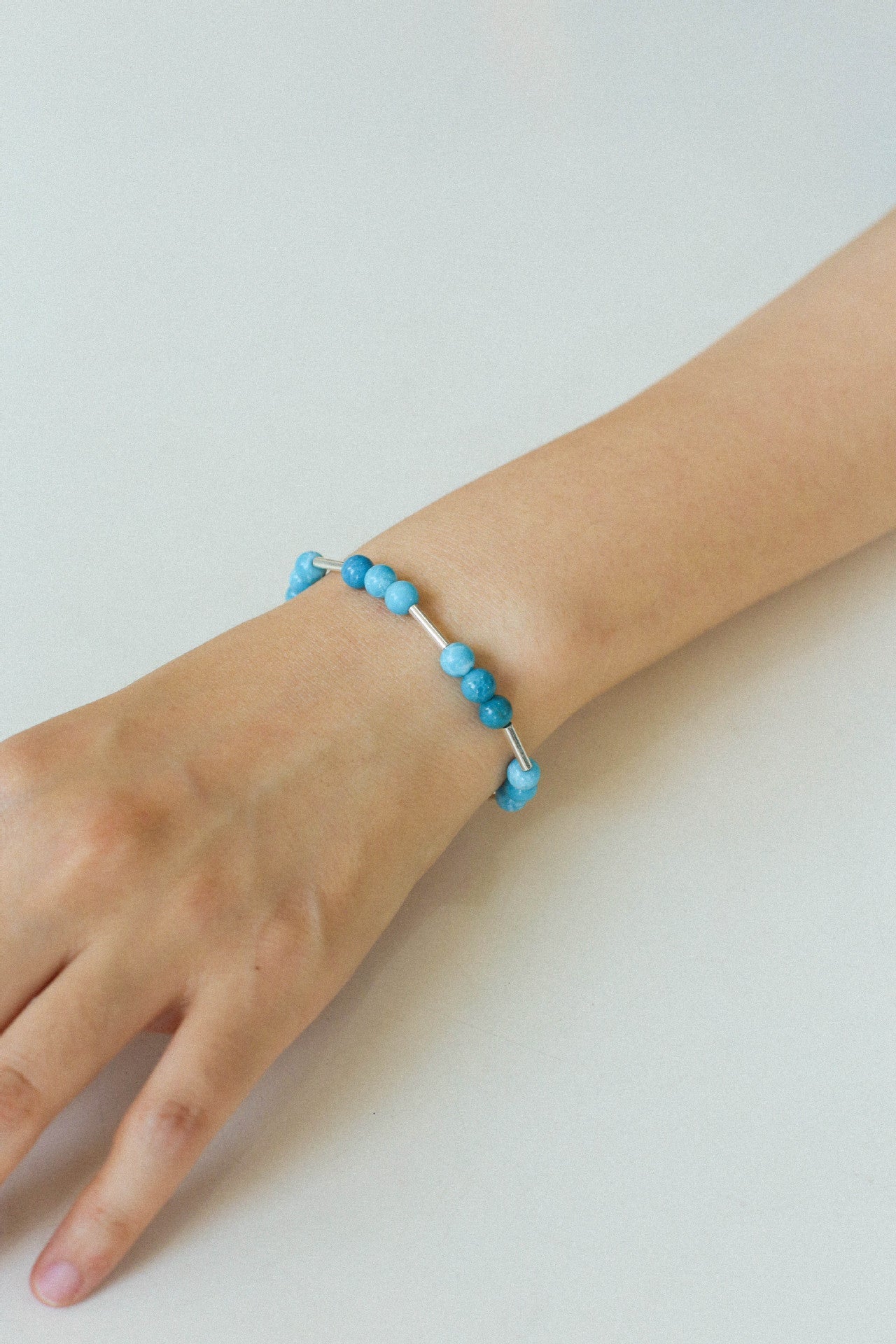 Silver Tube Red Elastic Beaded Bracelet with Garnet & Blue Aventurine - floysun
