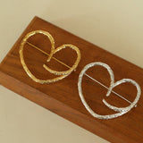 Simple Personality Line Heart Shaped Brooch - floysun
