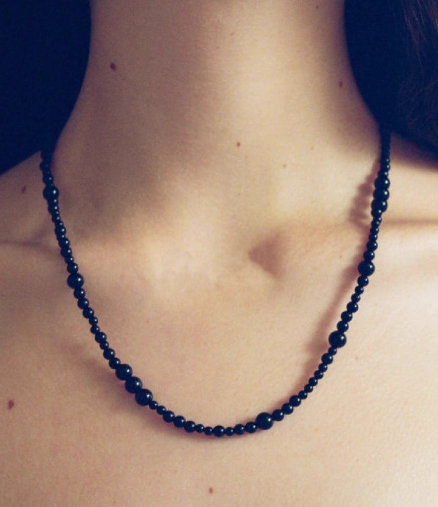 Size Gradual Change Red Agate Black Agate Short Necklace - floysun