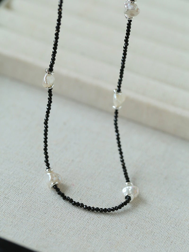 Small Petal Baroque Pearl and Black Spinel Beaded Necklace - floysun