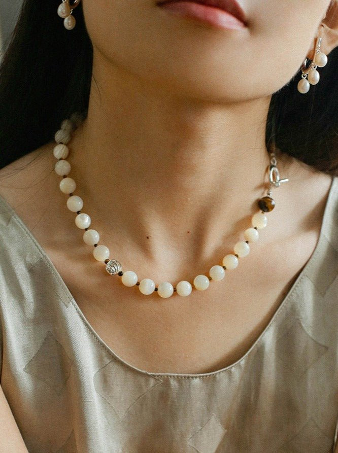 Smooth Mother of Pearls and Silver Shell Beaded OT Necklace - floysun