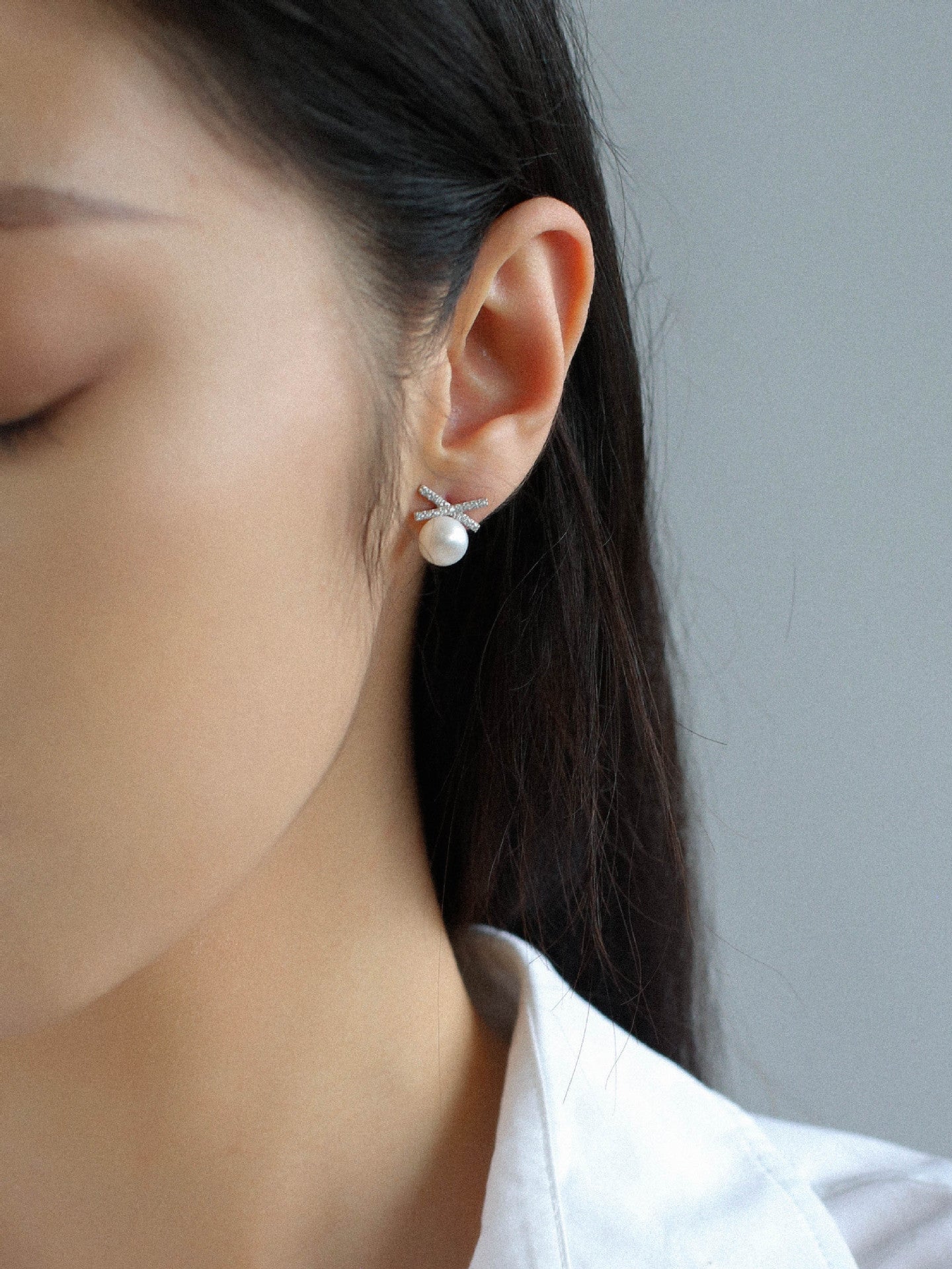 Sparkling X - Shaped Pearl Stud Earrings - floysun