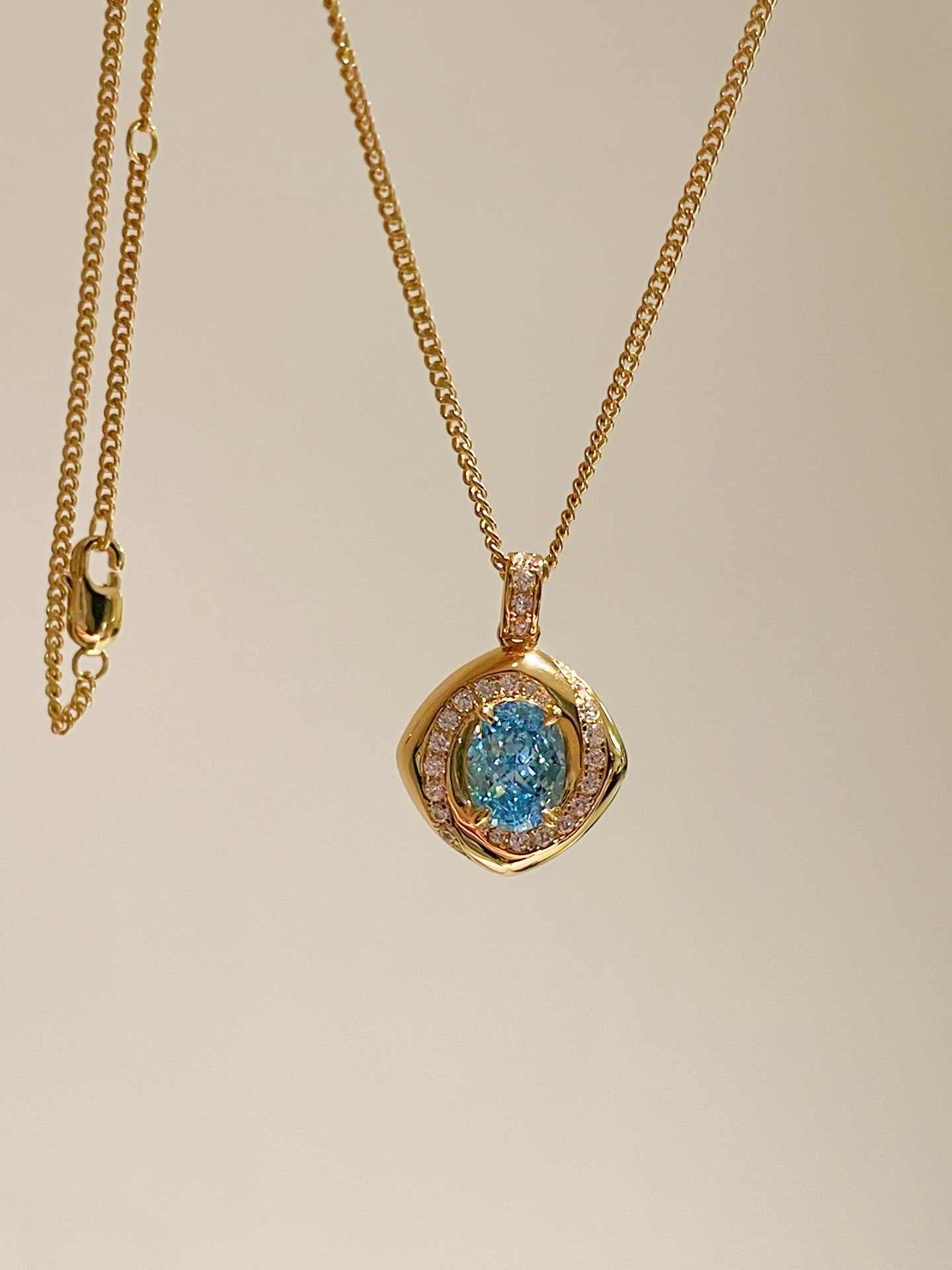 Spiral Glow Aquamarine Necklace - floysun