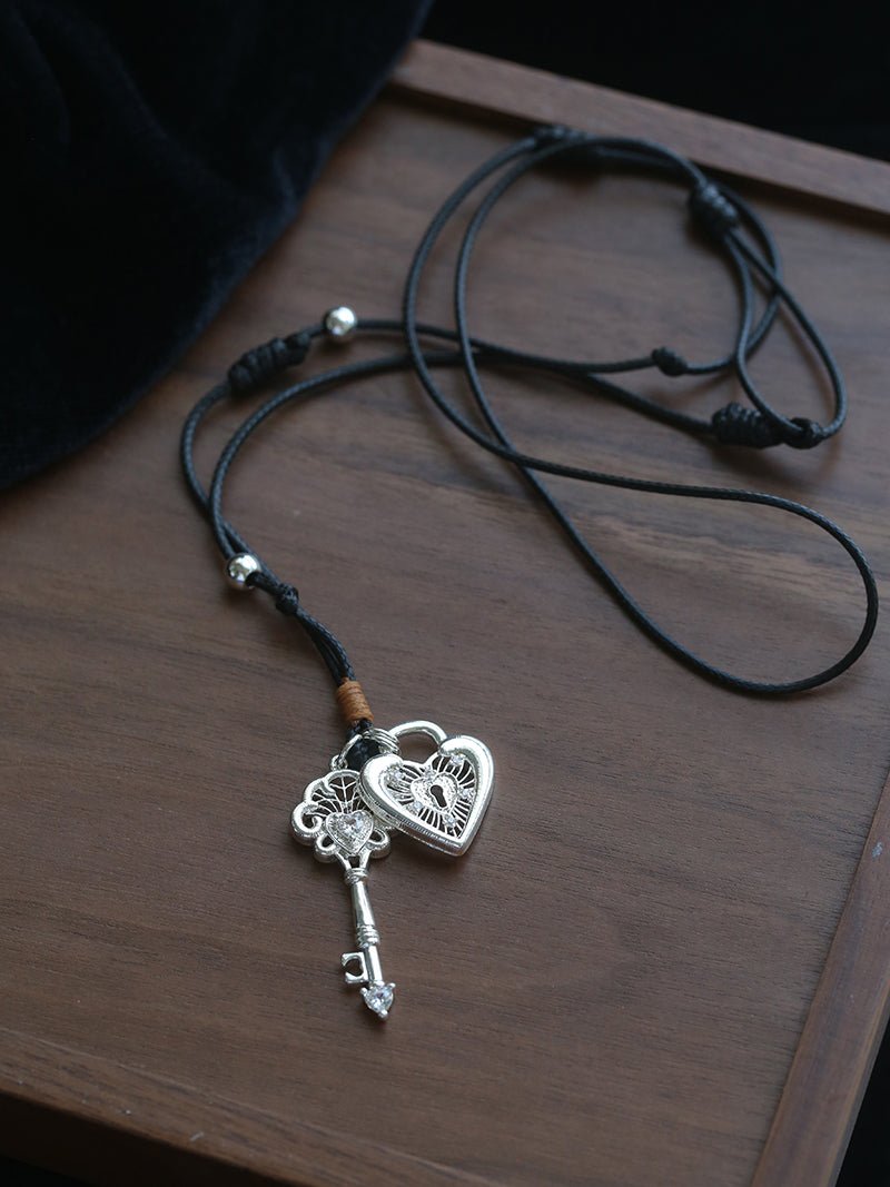 Spring Lace Key & Heart Lock Necklace With Zirconia Accents - floysun