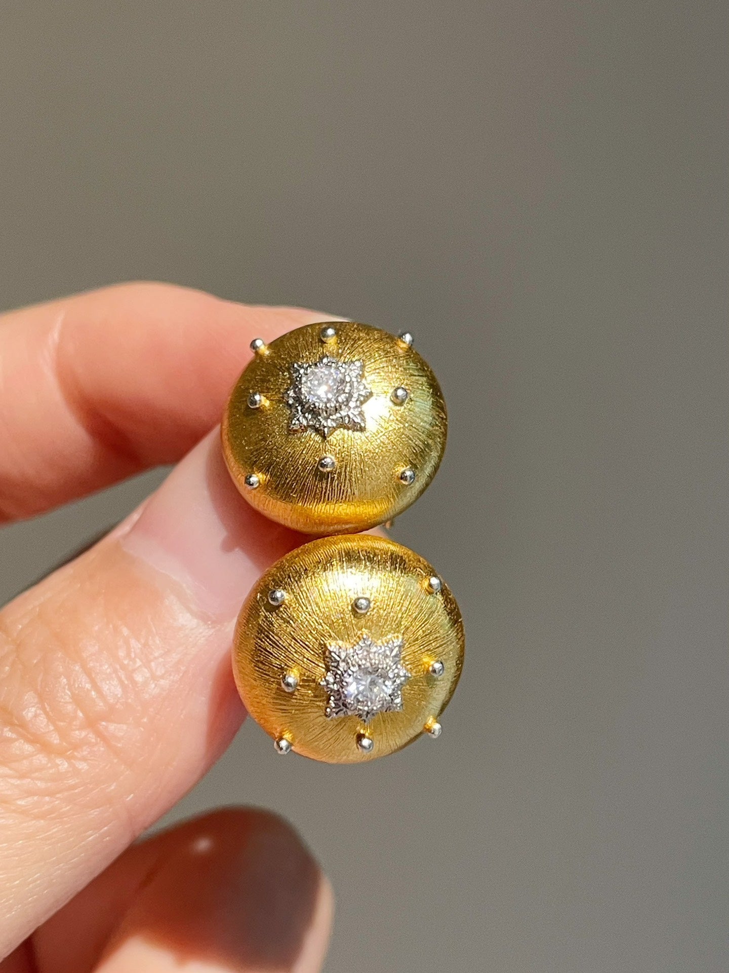 Stella Octo Vintage Stud Earrings - floysun