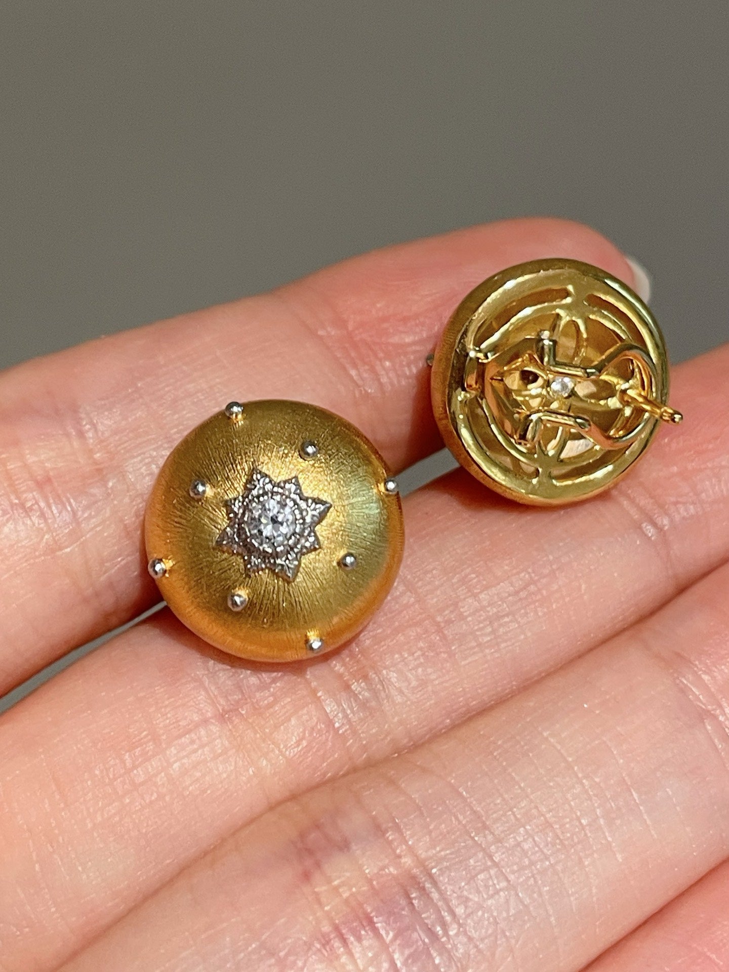 Stella Octo Vintage Stud Earrings - floysun