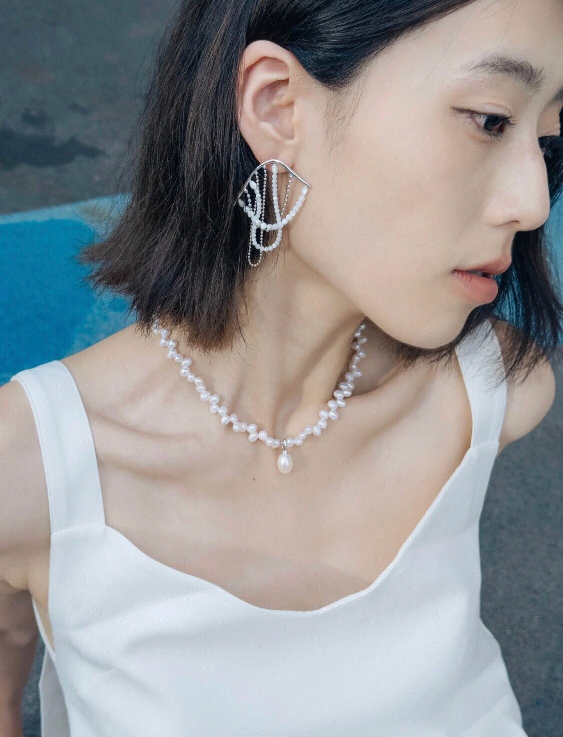 Stylish Classic Staggered Pearl Bead Pendant Necklace - floysun