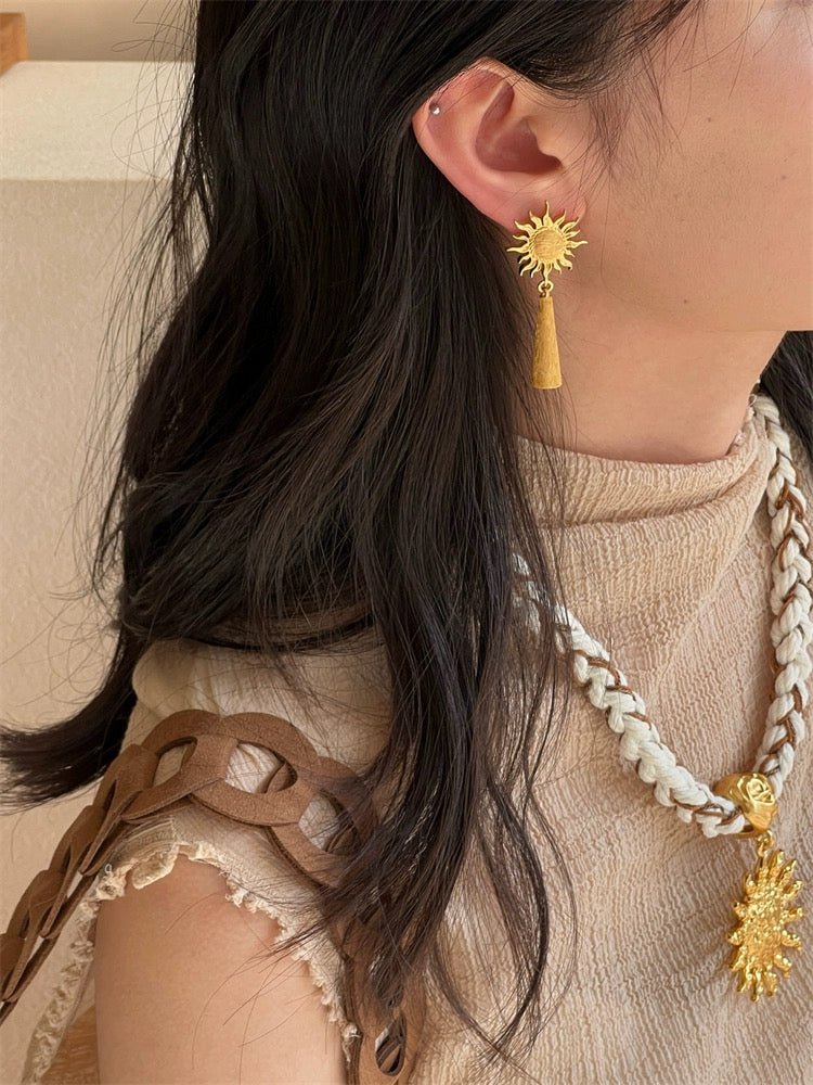 Sunrise Gleam – Brushed Metal Tassel Earrings - Gold - floysun