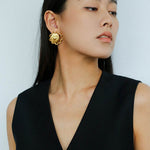 Sunrise Glow Stud Earrings – Bold and Elegant Gold - floysun