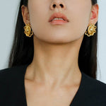 Sunrise Glow Stud Earrings – Bold and Elegant Gold - floysun