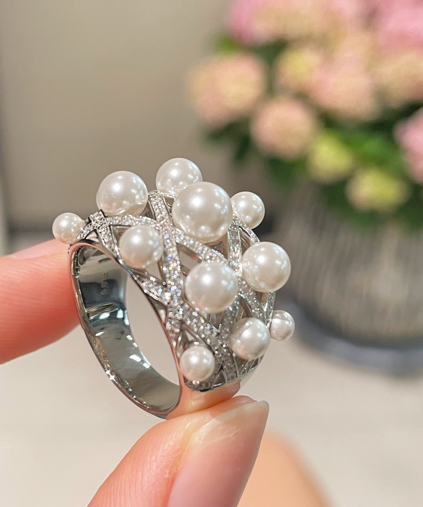 Swarovski Pearl Statement Ring Quilted Hollow Design - floysun