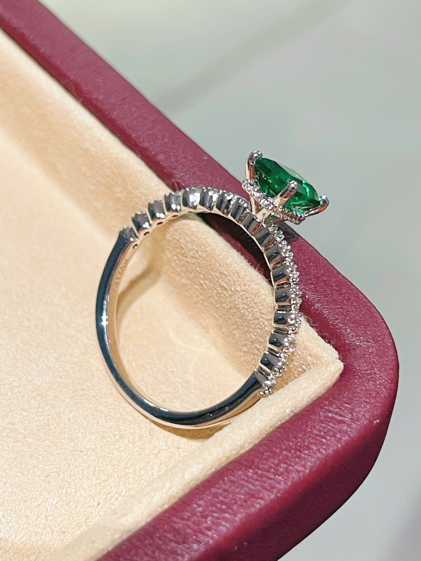 T - Cut Emerald Sugar Cube Solitaire Ring - floysun