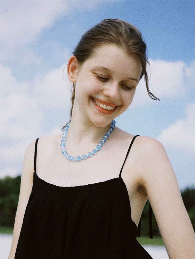 Tranquil Sky Blue Burst Crystal Necklace - floysun