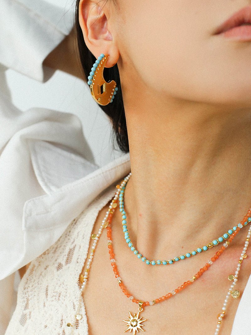 Tribal Echo Carved Totem Cutout Earrings - Gold - floysun