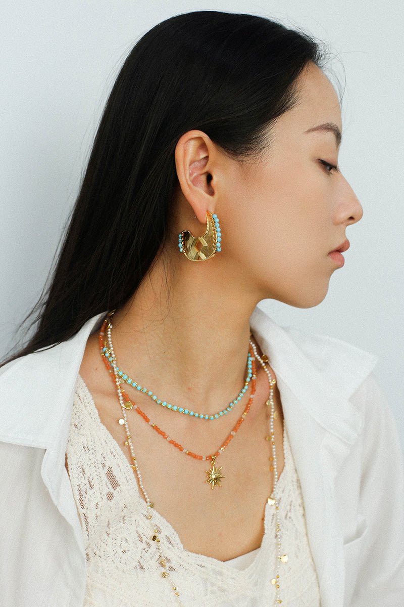Tribal Echo Carved Totem Cutout Earrings - Gold - floysun