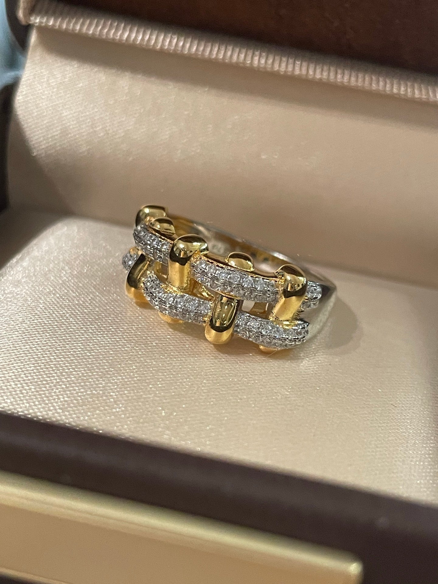Two - Tone Checkered Pavé Slim Ring - floysun
