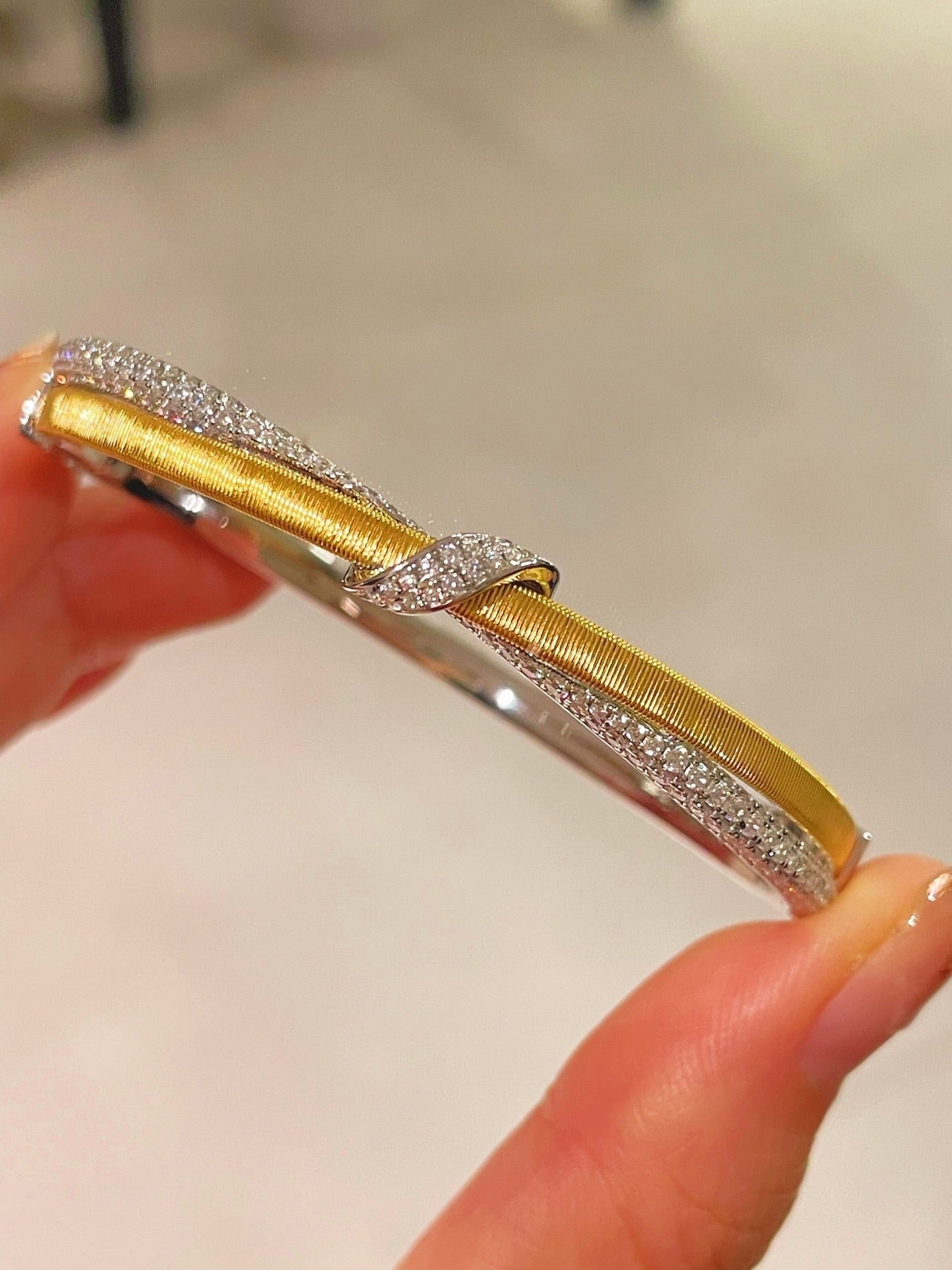 Vintage Brushed Cross Knot Bangle - floysun
