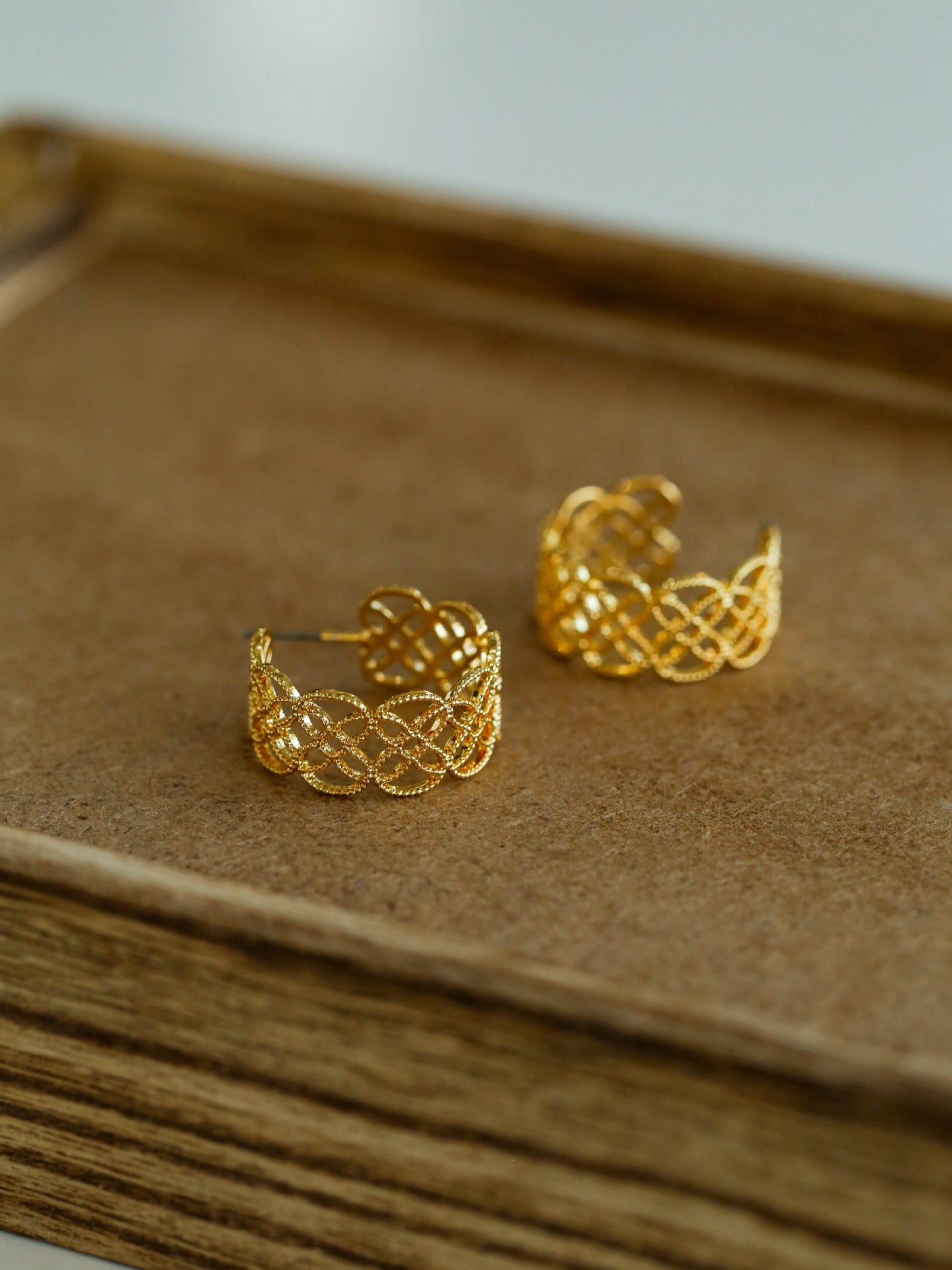 Vintage Chic Lace Huggie Earrings - floysun