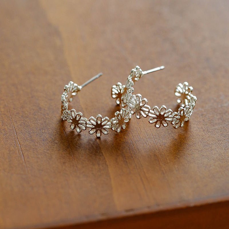 Vintage Chic Lace Huggie Earrings - floysun