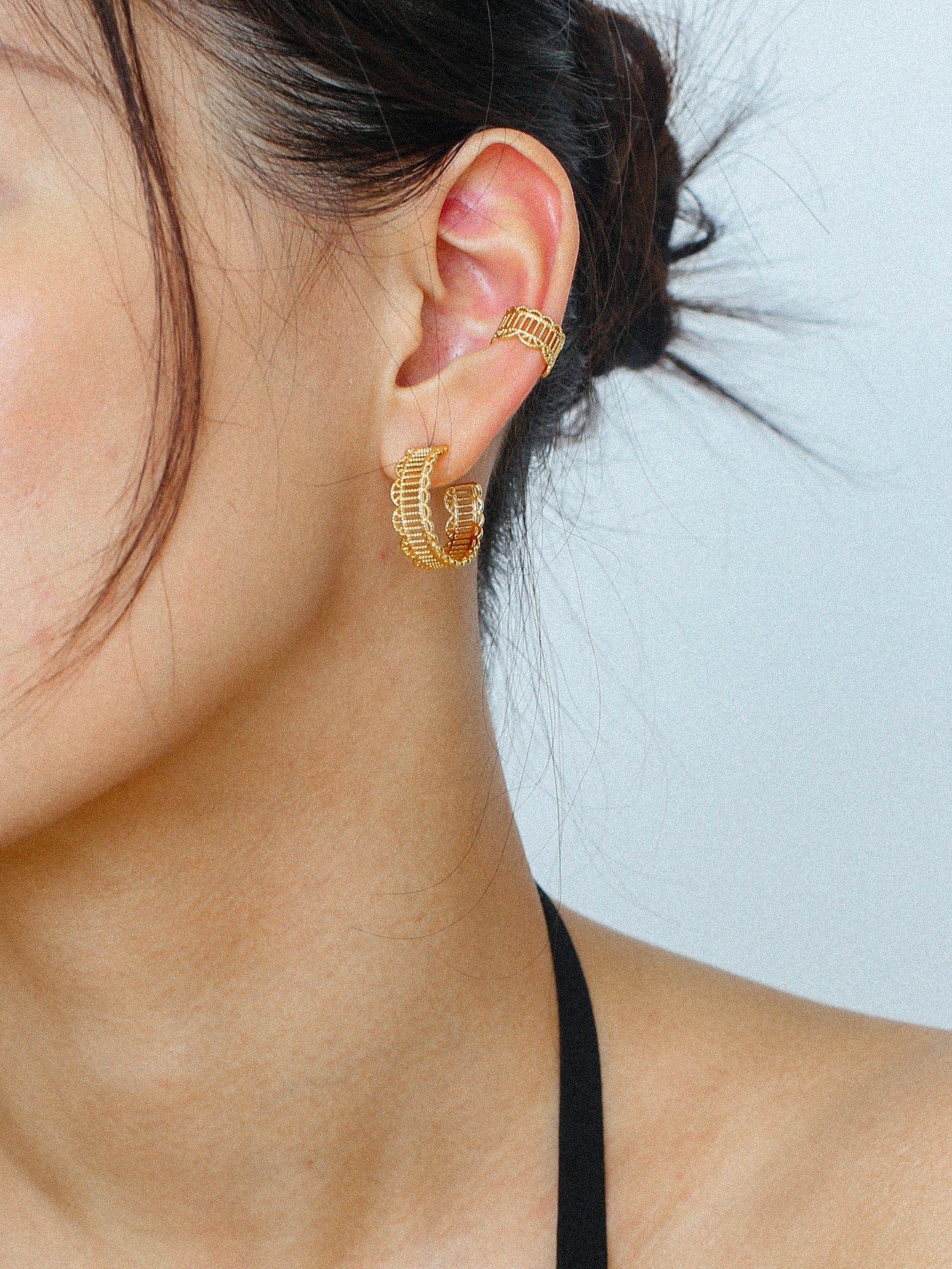 Vintage Chic Lace Huggie Earrings - floysun