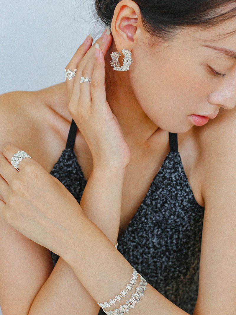 Vintage Chic Lace Huggie Earrings - floysun