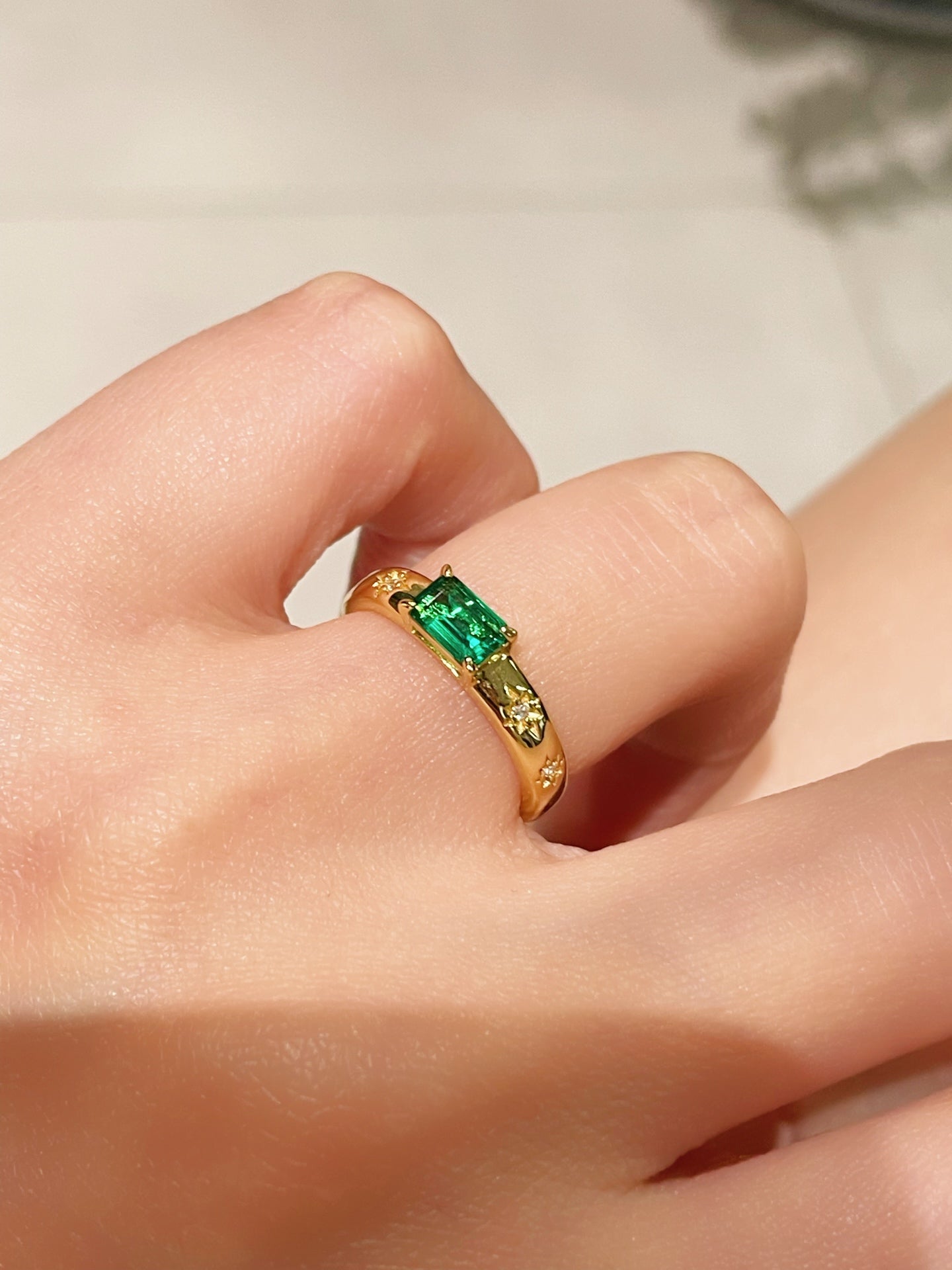 Vintage Emerald Octagram Ring - floysun